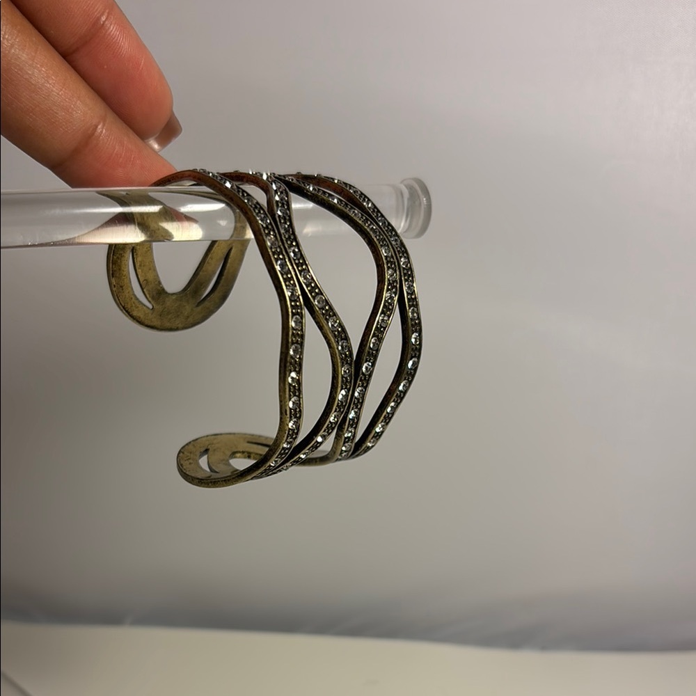 Elegant Gold and Silver Wave Bracelet - Picture 2 of 5